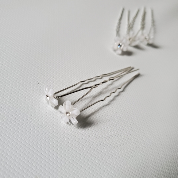 5 Piece Acrylic Flower Hair Pin Set Bride Wedding - Picture 8 of 8